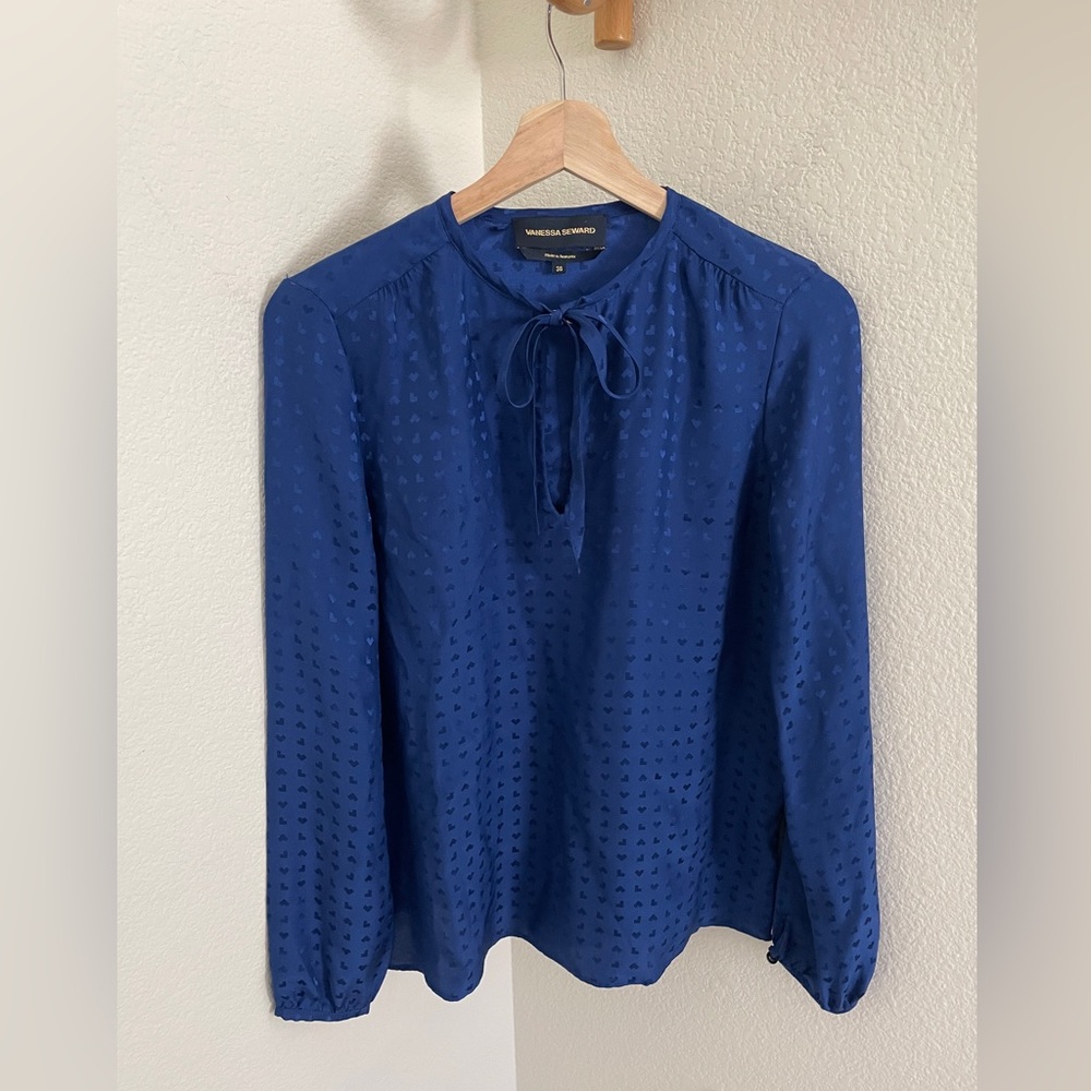 Vanessa Seward hearts bow blue long sleeve 100% silk blouse size 4 chic